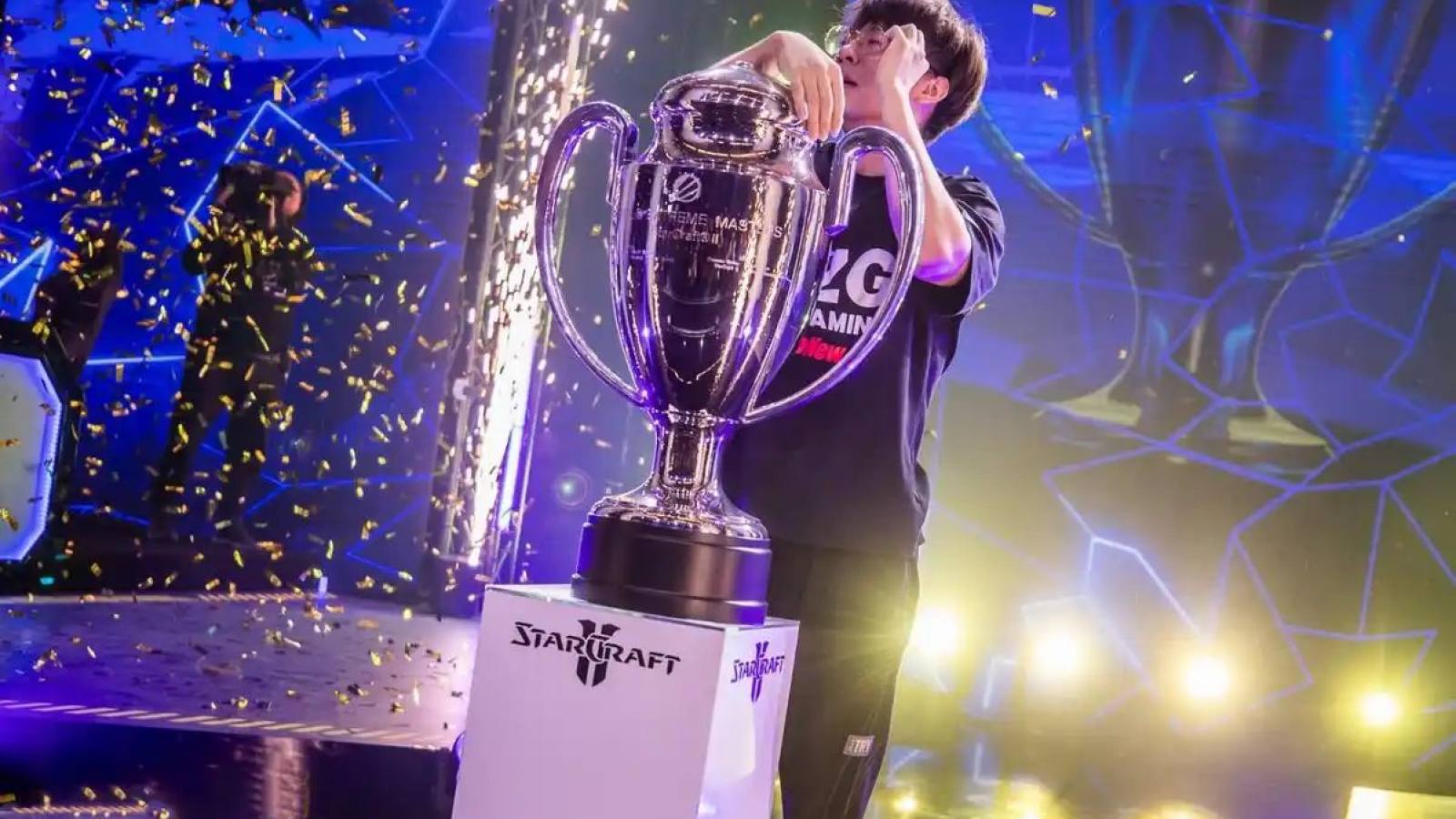 Bwin 必赢 版本解读与战队专题资料